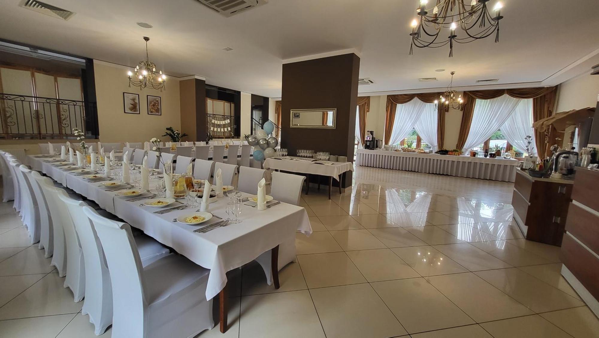 Hotel Chancza Spa & Restauracja Rakow  Екстериор снимка