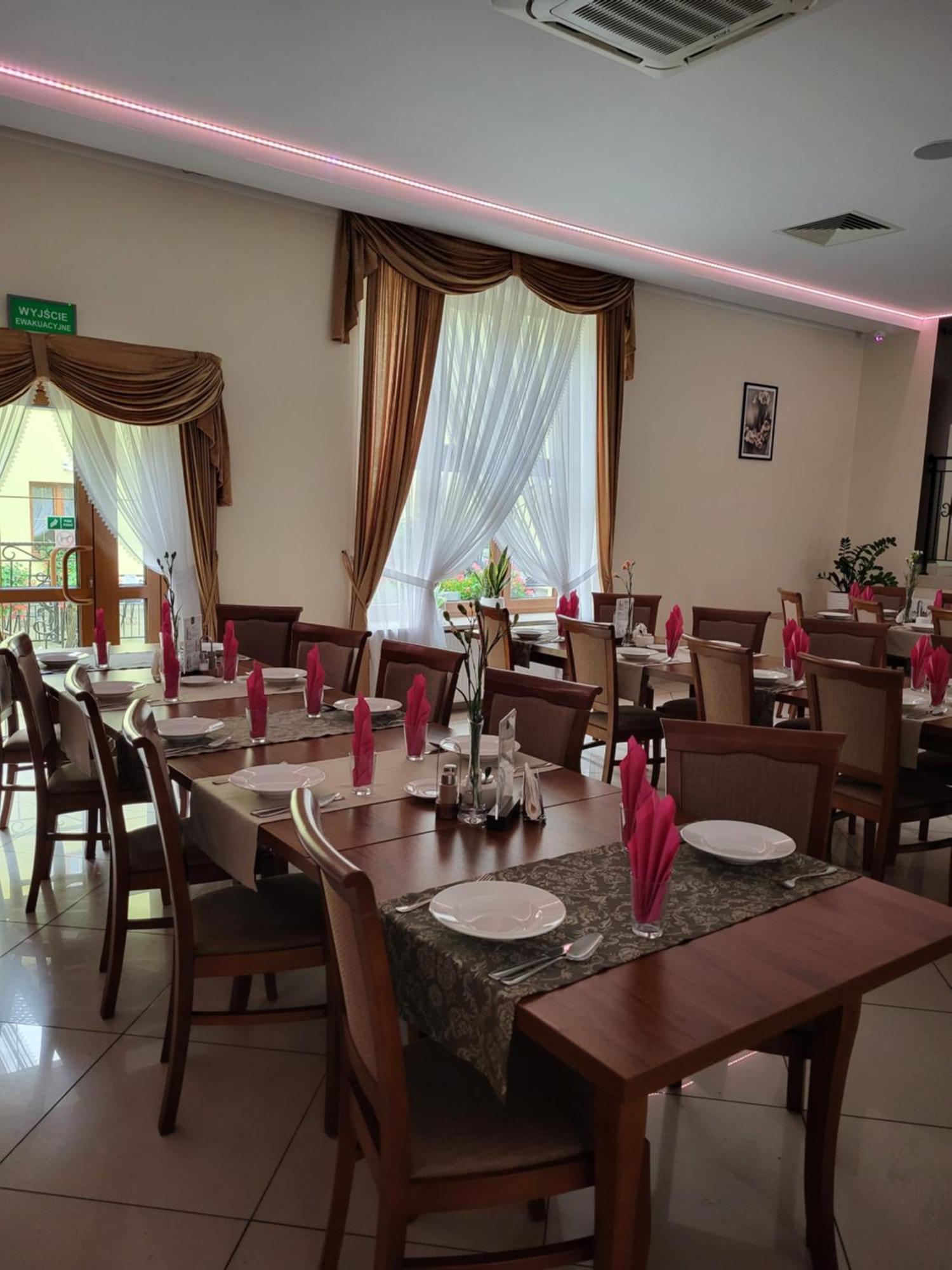Hotel Chancza Spa & Restauracja Rakow  Екстериор снимка
