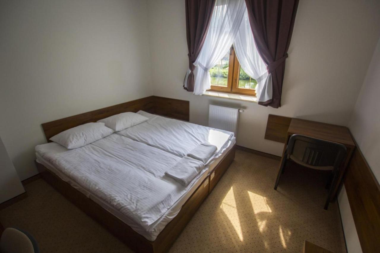 Hotel Chancza Spa & Restauracja Rakow  Екстериор снимка